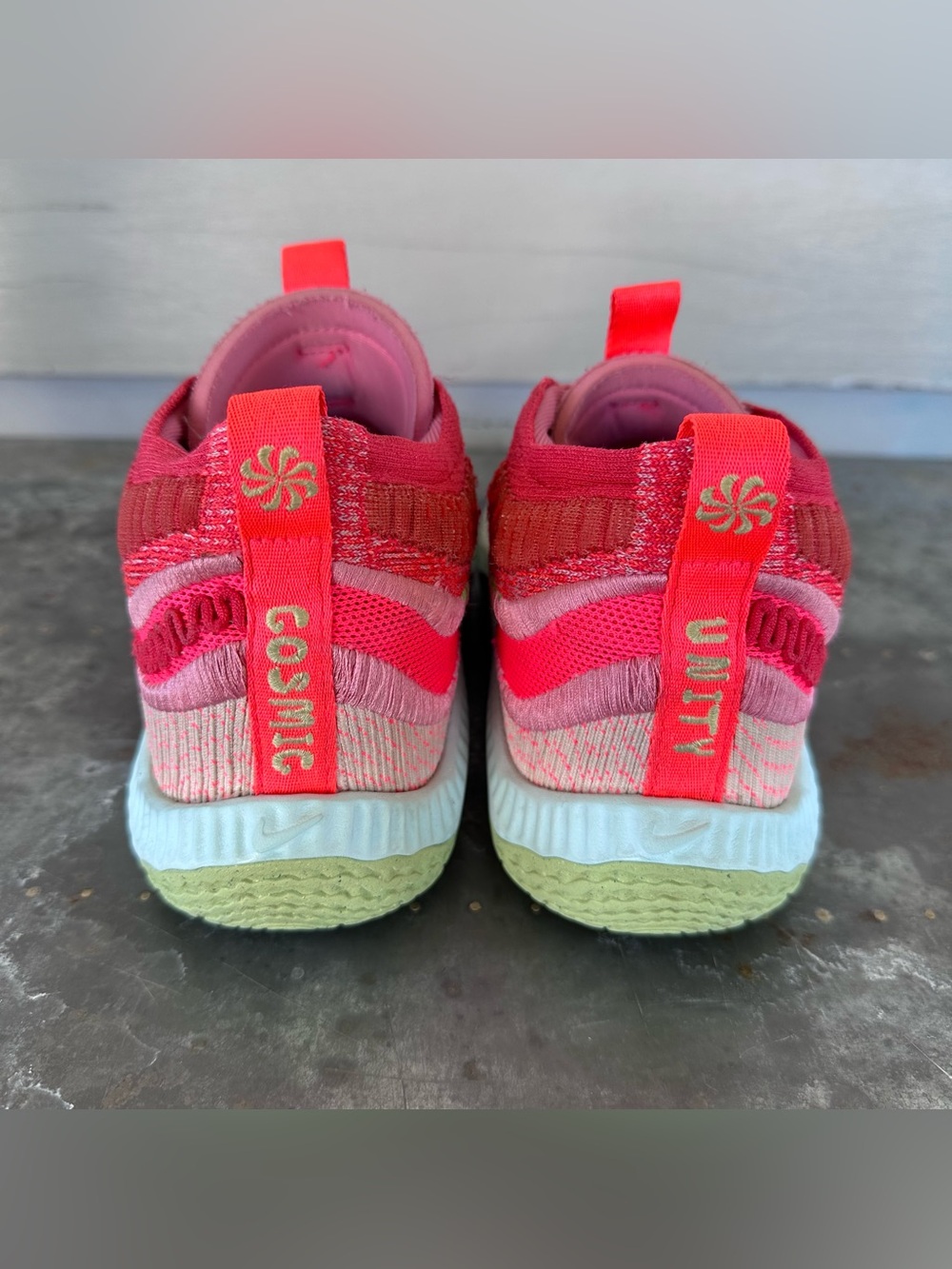 Nike Cosmic Unity 3 Shoes Women’s Size 6 Pink Basketball Aja Wilson FQ9395-600 - Picture 5 of 14